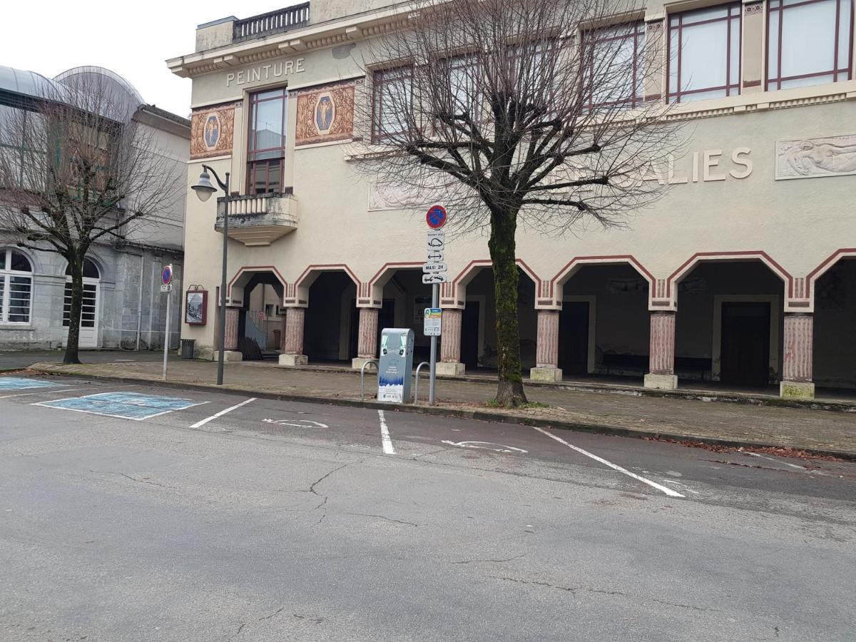 Chocolat Apartment Bagneres-de-Bigorre Exterior photo